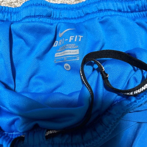 Mens Nike DriFit Running Shorts - Picture 3 of 3